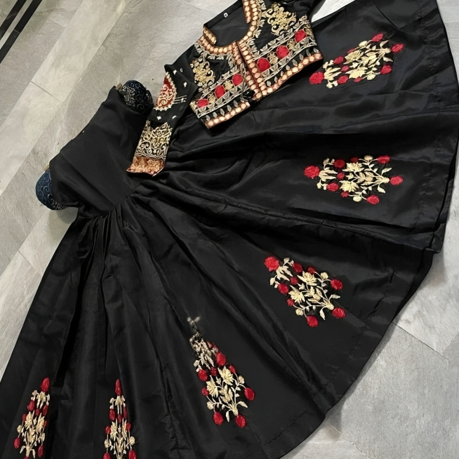 2PC Heavy Embroidered Ensemble dress Set 